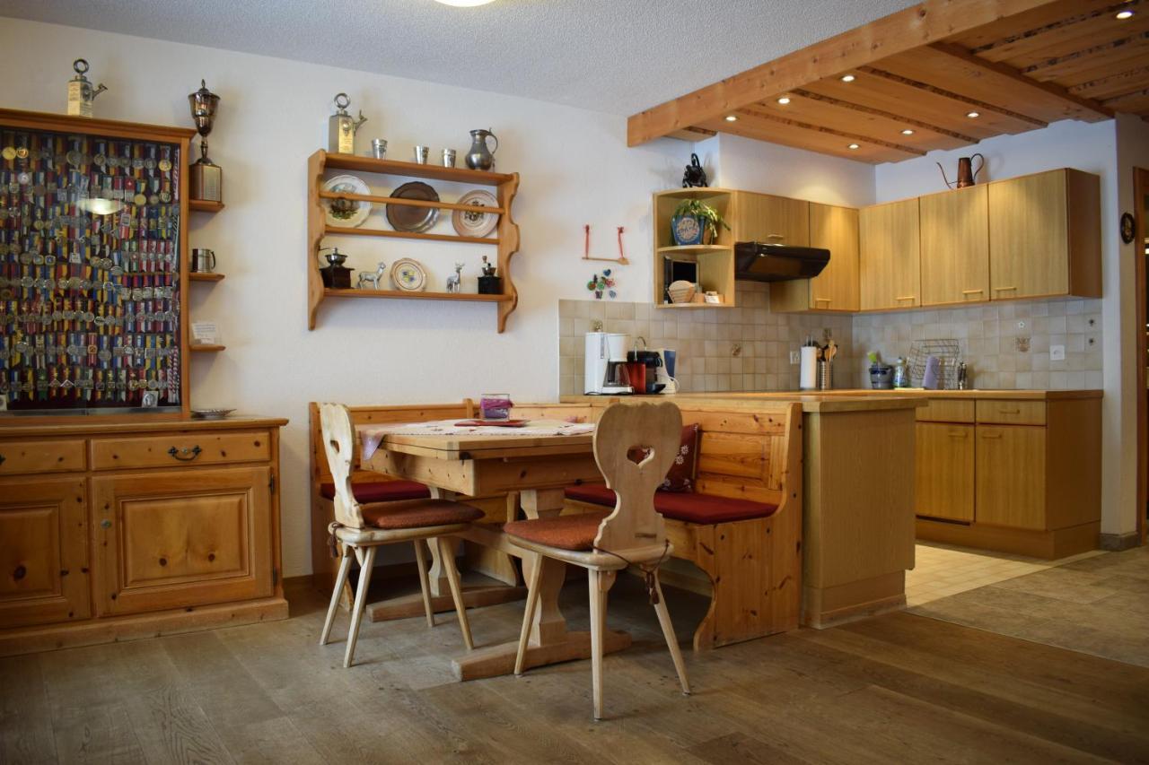 B&B Stiffler-Huus Davos Buitenkant foto