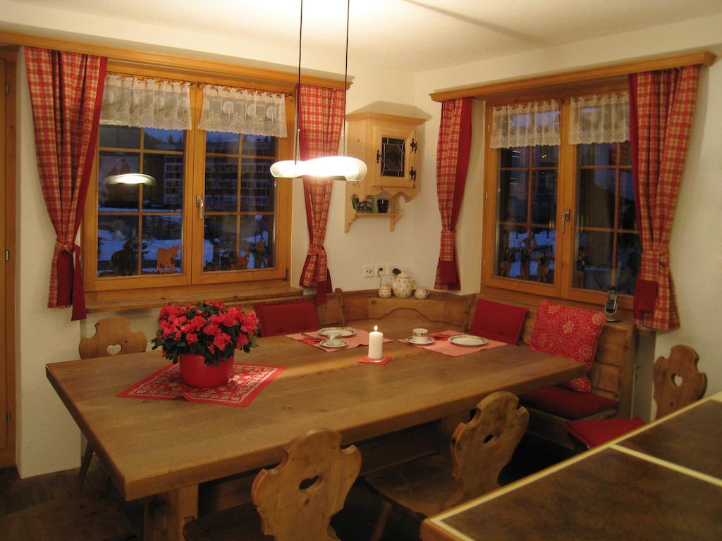B&B Stiffler-Huus Davos Kamer foto