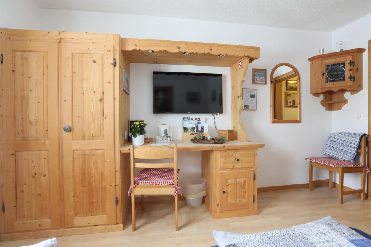 B&B Stiffler-Huus Davos Buitenkant foto