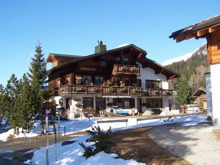 B&B Stiffler-Huus Davos Buitenkant foto